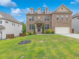 7905 Brewton Creek Dr, Cumming, GA 30028