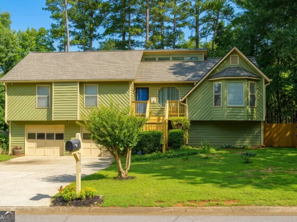 2075 Arrowhead Trl, Marietta, GA 30062
