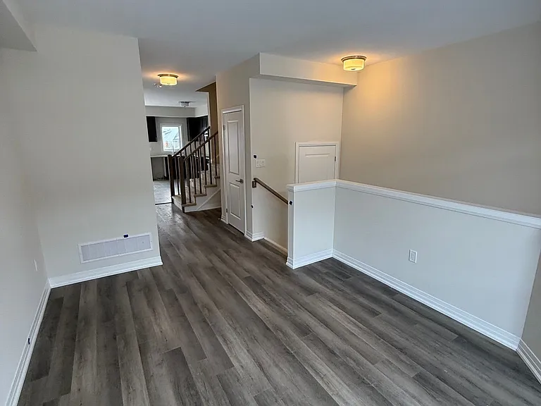 660 Colborne St W #156 — Photo 5