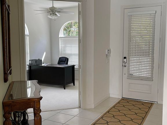 3rd image of 845 Niemen Dr