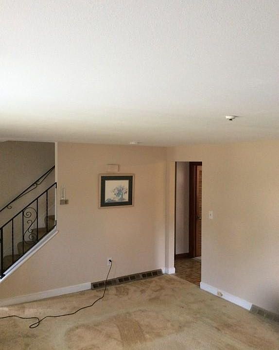 1st image of 16 Adams Dr