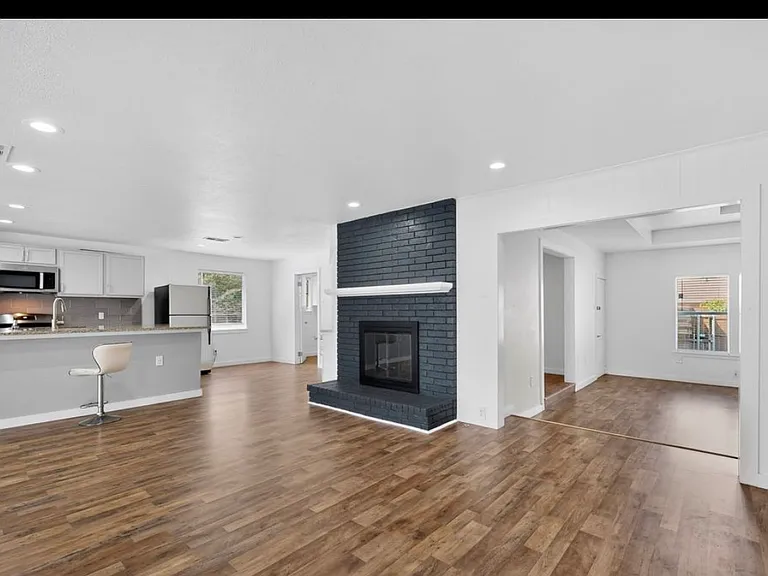 1545 Drury Dr — Photo 8