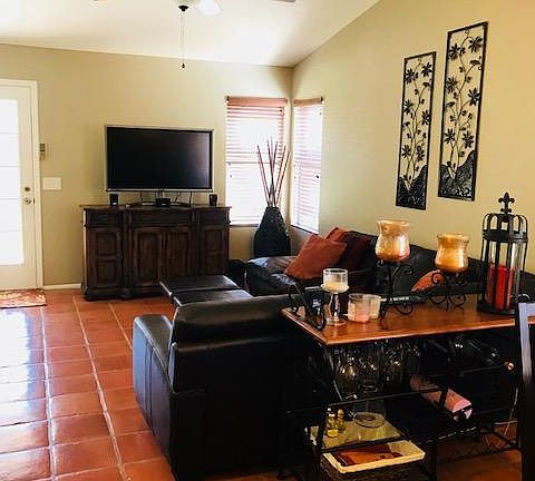 Family Room with high ceiling