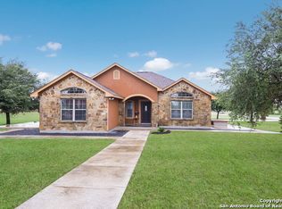 15818 White Cap Dr, Lytle, TX 78052