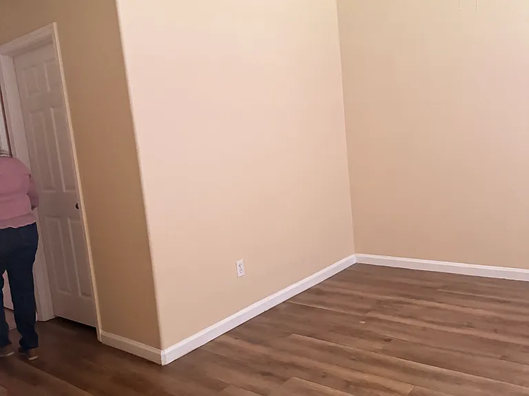 2712 Deborah Ln — Photo 6