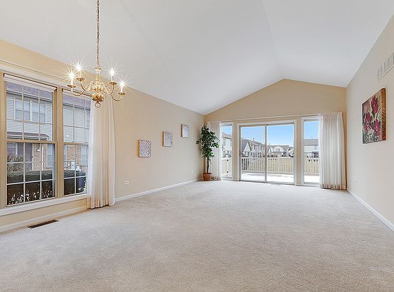 4th image of 10 Aegina Dr