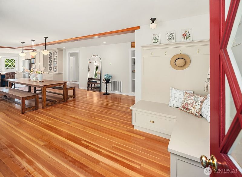 5th image of 17424 107th Avenue SW