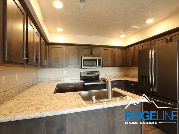 4th image of 1110 American Ave APT 10