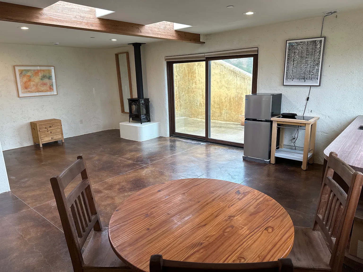 Studio, 490 sqft, $2,400 — Photo 3