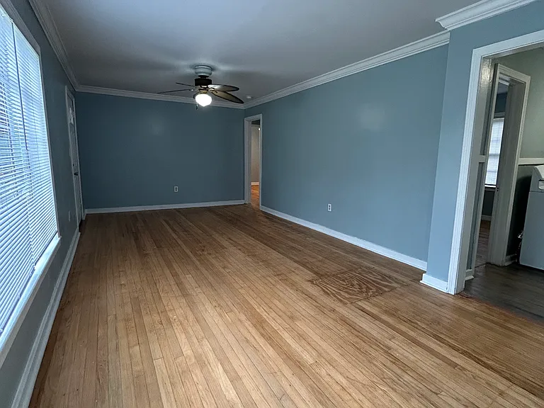 422 Cooper Rd — Photo 3