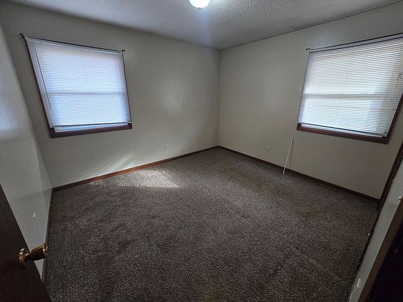 3rd image of 1721 Walnut St APT 3