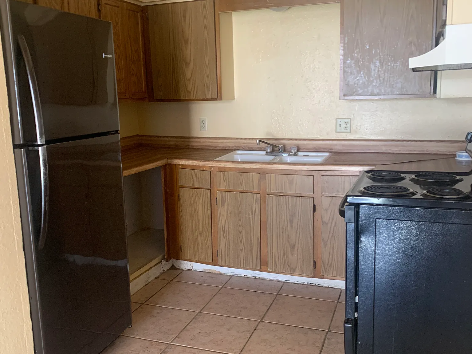 2 bed, 750 sqft, $750 — Photo 1