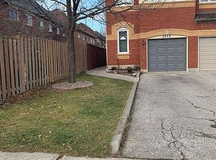 3819 Allcroft Rd, Mississauga, ON L5N7E1