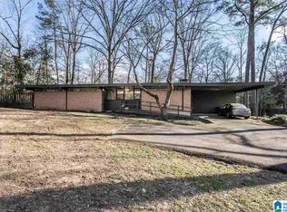 3434 Ridge Crest Dr, Vestavia Hills, AL 35216