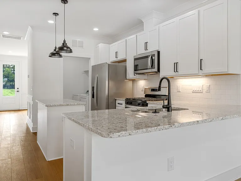 4603 1/2 Malone Ct — Photo 15