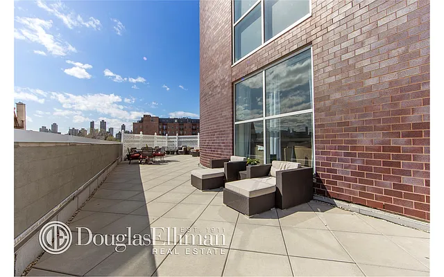 Sold by Douglas Elliman | media 20