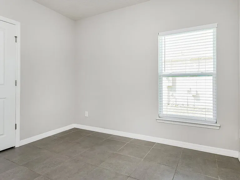 1387 Burnley Ct — Photo 13