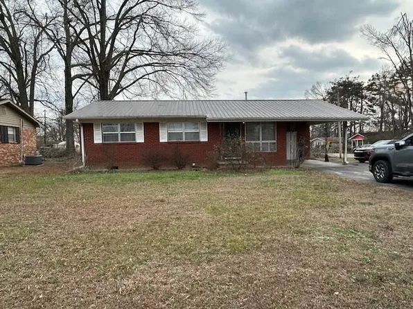 100 E Harris Cir, Corinth, MS 38834