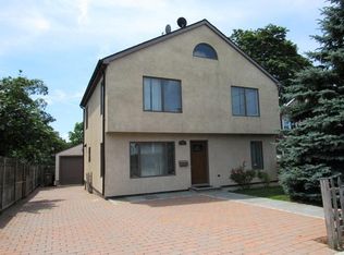 49 Charles St, Stamford, CT 06902