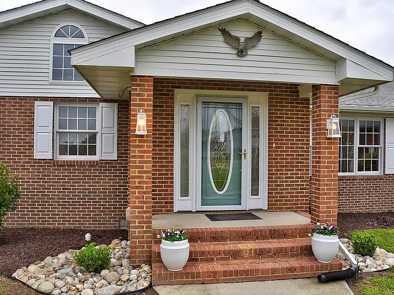 166 Baxter Estates Rd — Photo 4
