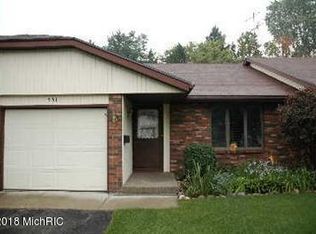 551 Maryland Ave NE, Grand Rapids, MI 49503