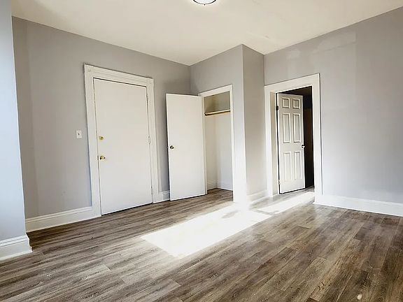2nd image of 72 Van Nostrand Ave #5C