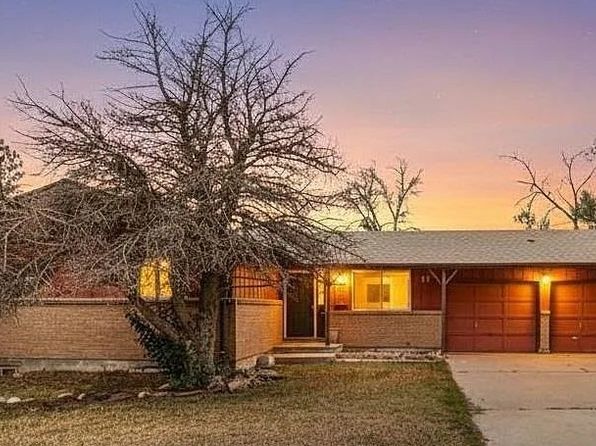11 Macnaughton Rd