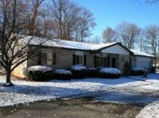 1278 S Hughes Rd, Howell, MI 48843