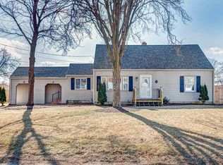 89 Brookside Cir, Springfield, MA 01129