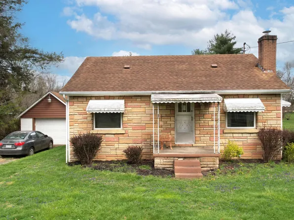 593 Jackson St, Richmond Dale, OH 45673