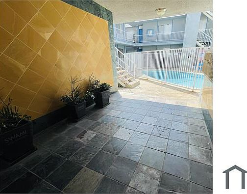 4th image of 308 W Queen St APT 16