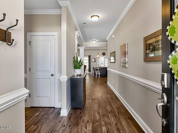 3rd image of 20 Bowhill Dr