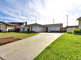 1116 E 215th Pl, Carson, CA 90745