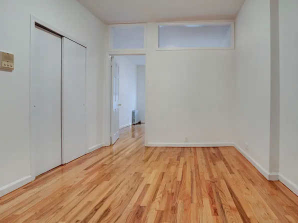 416 East 73rd Street image 6 of 7