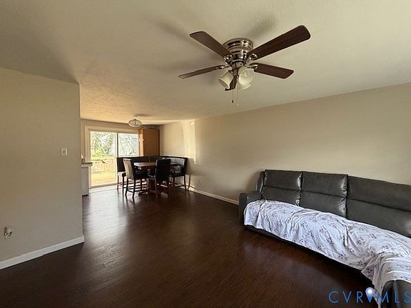3rd image of 9322 Emmett Rd