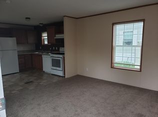 1220 Epsilon St, Bloomington, IL 61701