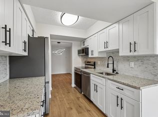 4500 S Four Mile Run Dr APT 529, Arlington, VA 22204