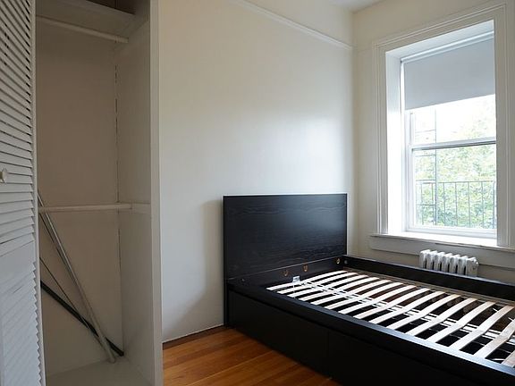 4th image of 54 7th Ave #4R