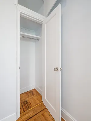 Rented by City Connections Realty | media 8