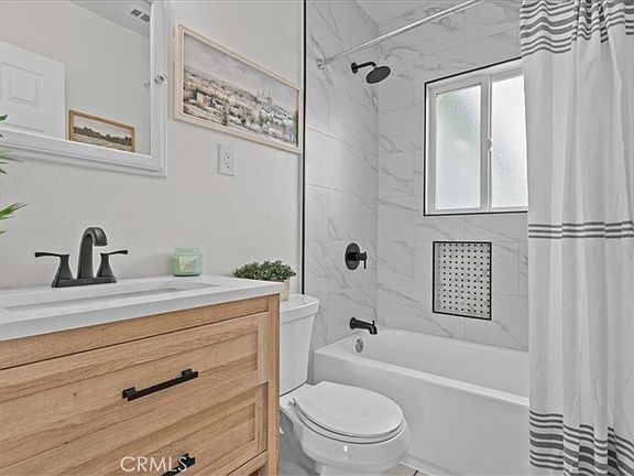 5th image of 4312 Walnut Ave