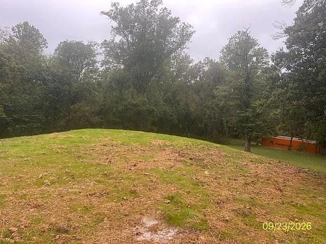 2nd image of 2189 Spring Valley Dr