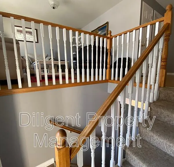 588 Howden St #6 — Photo 24