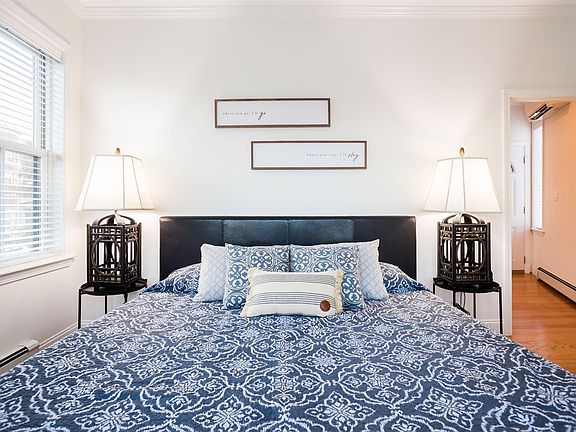 598 East Broadway #2 Boston - South Boston Shared Unit Photo