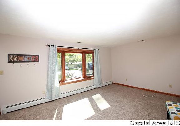4th image of 5435 Primrose Ln