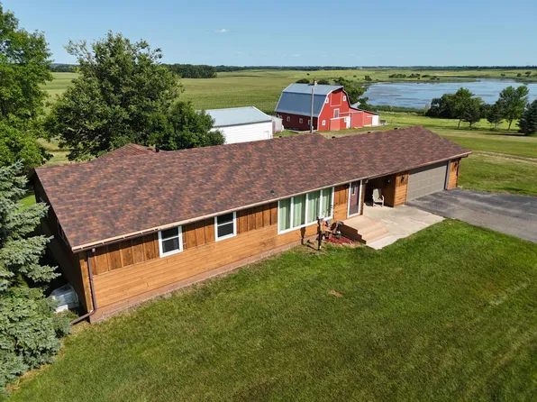 47895 165th St, Morris, MN 56267