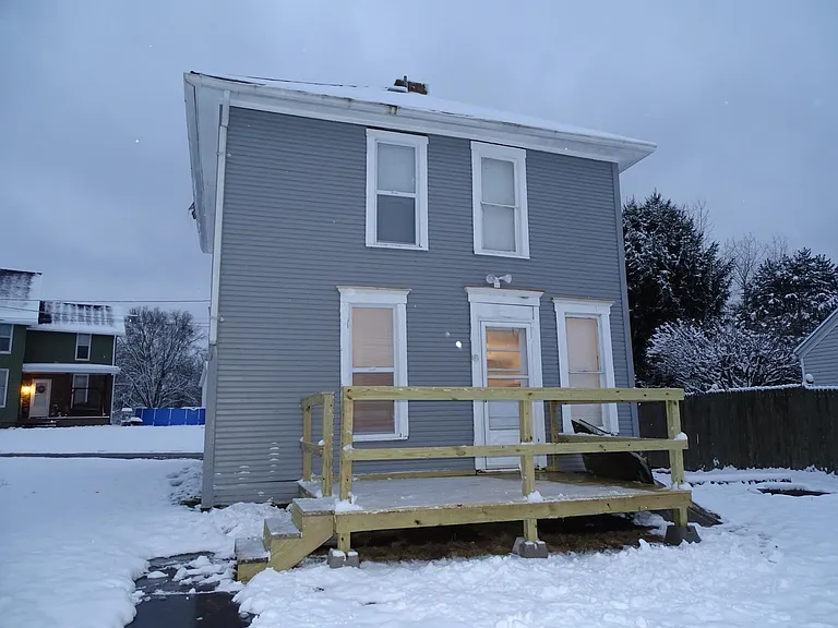 127 Burley St — Photo 21