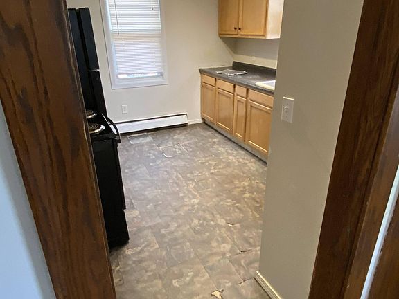 5th image of 3011 Girard Ave N