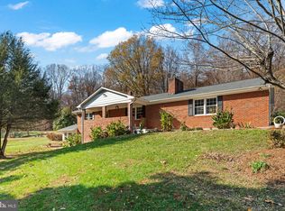 152 Rolling Rd, Sperryville, VA 22740