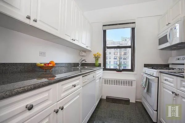 Sold by Halstead Real Estate | media 6