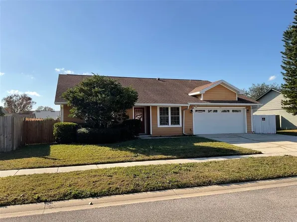 1938 Gamboge Dr, Orlando, FL 32822